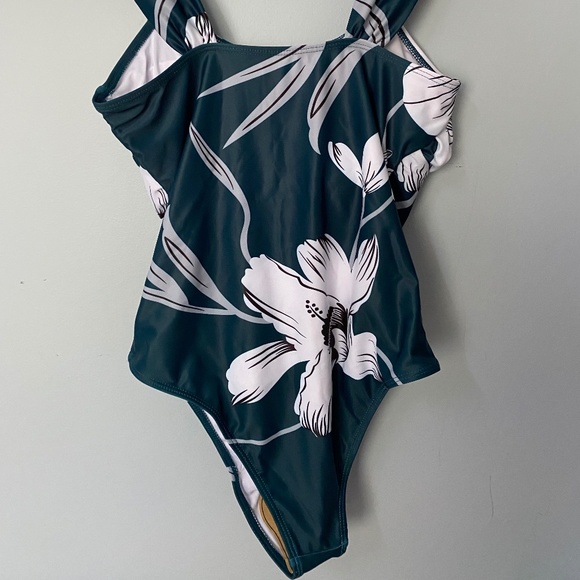 Lovely Floral Ruched Green One Piece Swim Suit - Picture 11 of 15